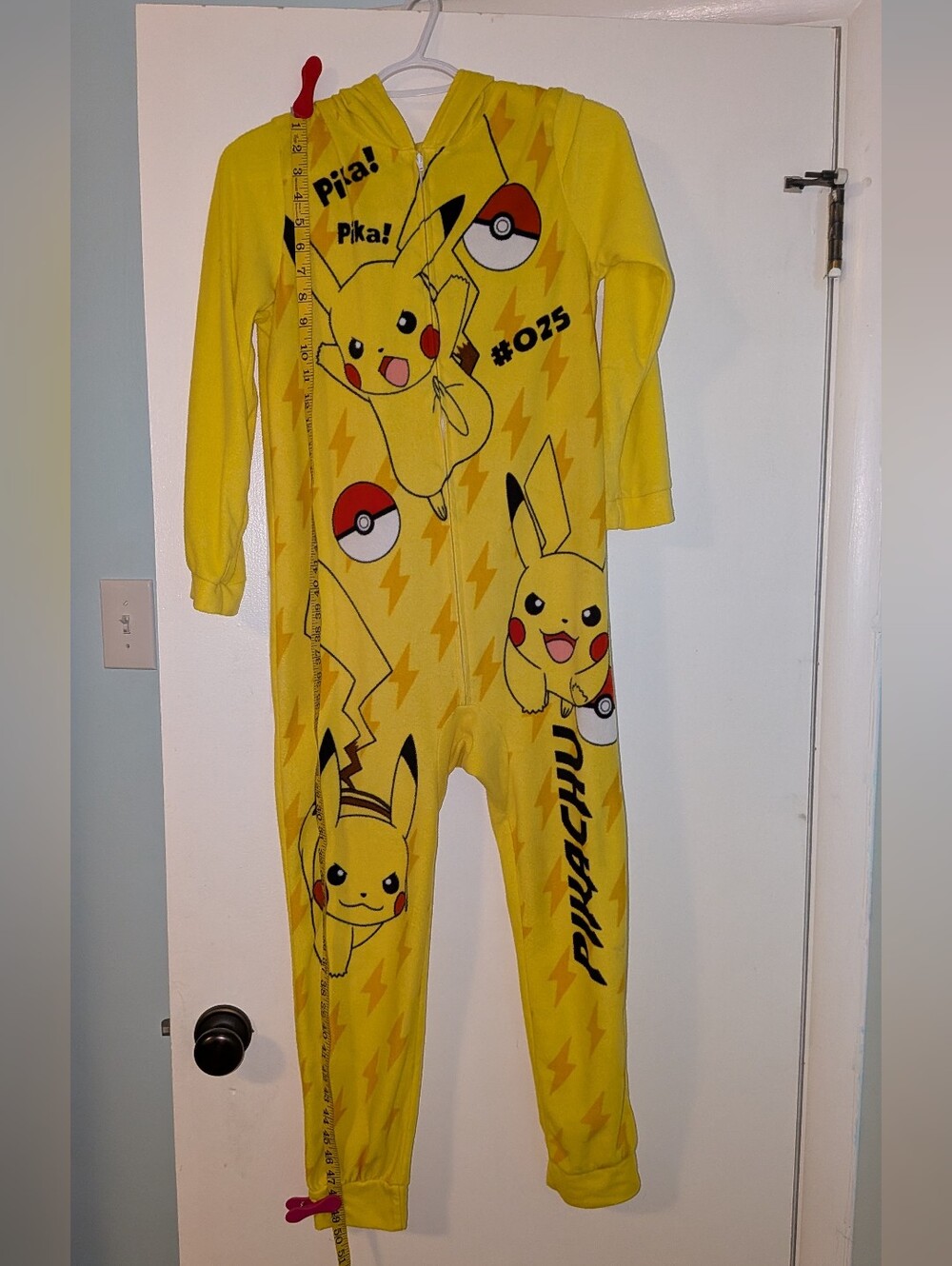Pokémon Pikachu Kids Hooded Onesie Size L